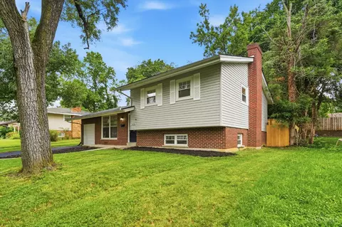 10686 Chelmsford Rd, Forest Park, OH 45240 photo 2
