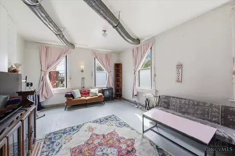 Living - 677 State Ave, Cincinnati, OH 45204 photo 1 of 1