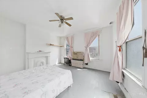 Bedroom - 677 State Ave, Cincinnati, OH 45204 photo 2 of 3