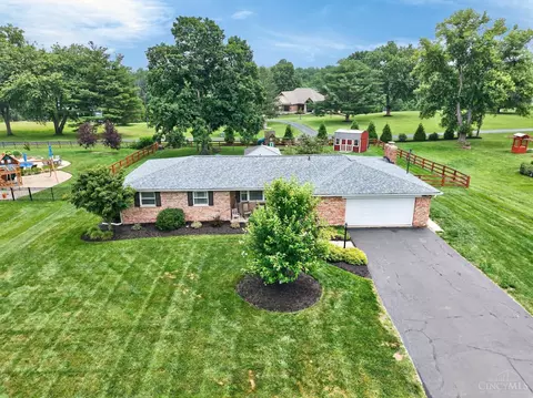 6688 Susan Dr, Loveland, OH 45140
