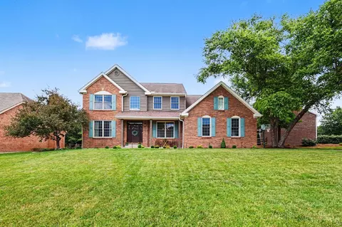 6101 Balsam Dr, Milford, OH 45150
