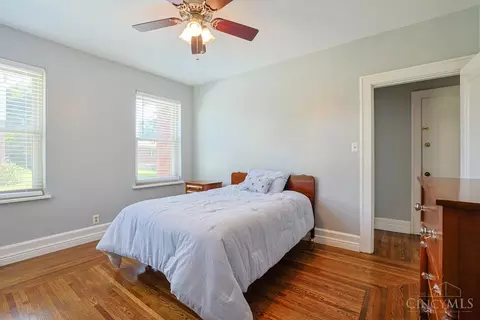 Bedroom - 3247 Autumn Ln, Cincinnati, OH 45239 photo 4 of 4