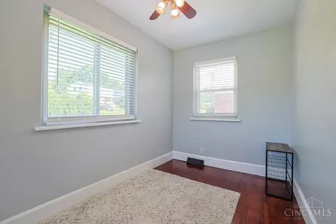 Bedroom - 3247 Autumn Ln, Cincinnati, OH 45239 photo 2 of 4