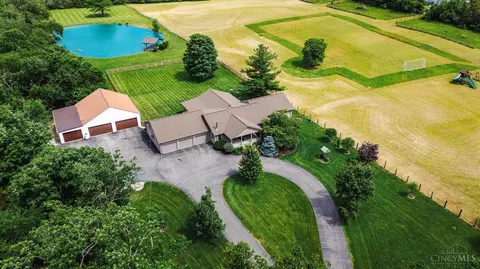 464 Gates Rd, Hamilton, OH 45013