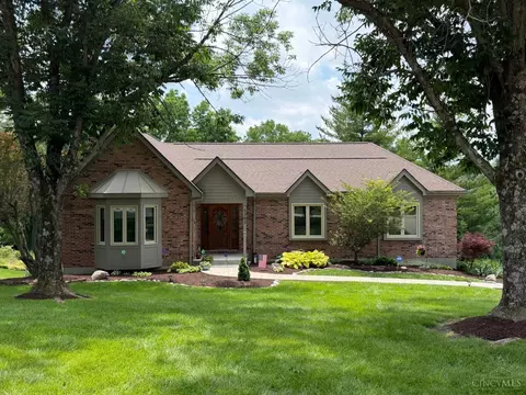 5303 Laurelridge Ln, Cincinnati, OH 45247
