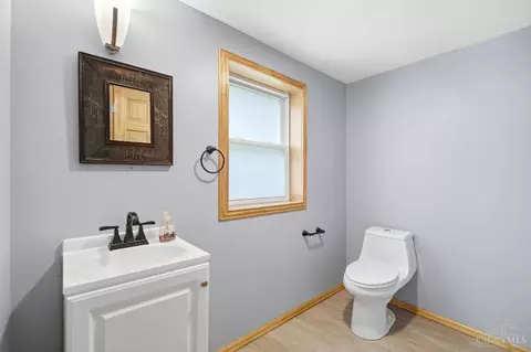 Bath - 239 Burkhart Ave, Reading, OH 45215 photo 1 of 5
