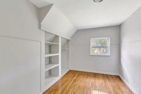 Bedroom - 1401 Beech Ave, Cincinnati, OH 45205 photo 1 of 12