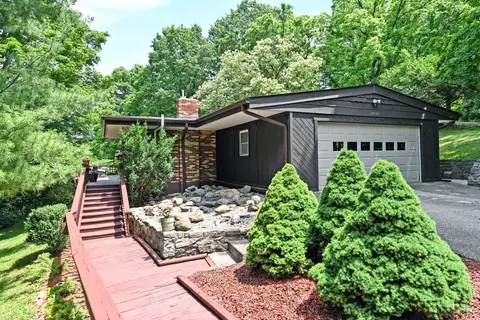10854 Wyscarver Rd, Sharonville, OH 45241