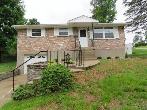 3199 Mary Jane Dr, Cincinnati, OH 45211