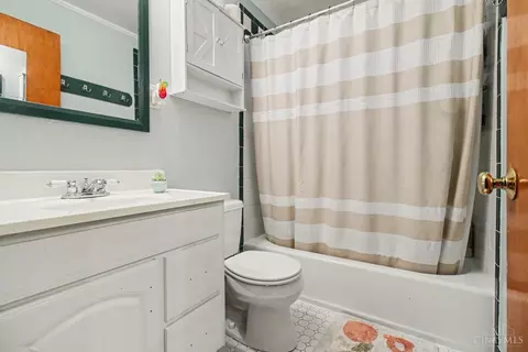 Bath - 6612 River Rd, Harrison, OH 45030 photo 1 of 2