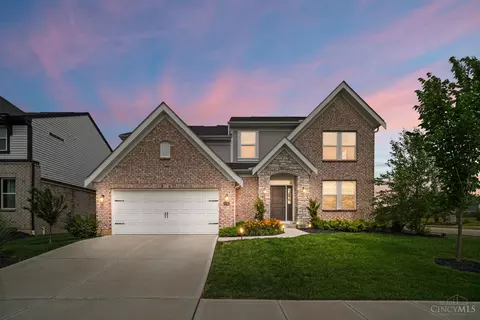5283 Greenview Ln, Lebanon, OH 45036