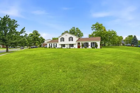 3276 Greenwich Dr, Fairfield, OH 45014