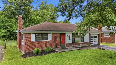 5594 Sunnywoods Ln, Cincinnati, OH 45239