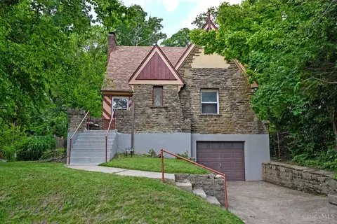 3948 Holman Cir, Silverton, OH 45236