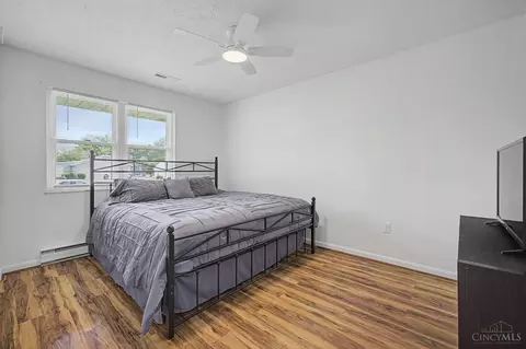 Bedroom - 7463 Fairground Rd, Blanchester, OH 45107 photo 2 of 5