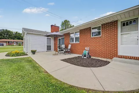 Exterior - 7463 Fairground Rd, Blanchester, OH 45107 photo 4 of 5