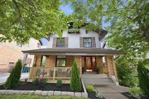 699 N Fred Shuttlesworth Cir, Cincinnati, OH 45229