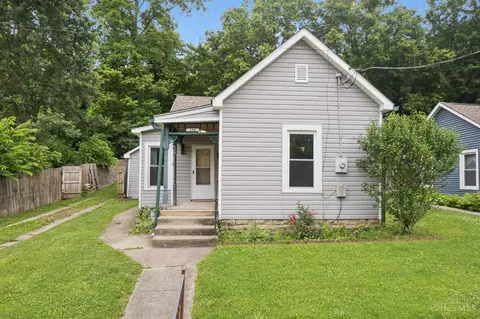 160 4th St, Batavia, OH 45103