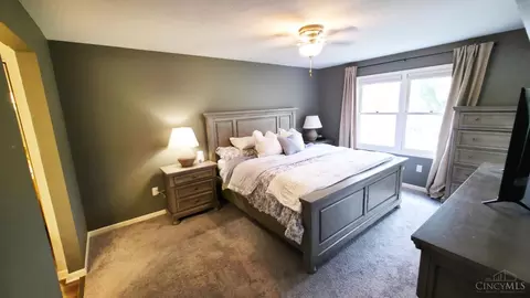 Bedroom - 1287 Ebenezer Rd, Cincinnati, OH 45233 photo 3 of 4