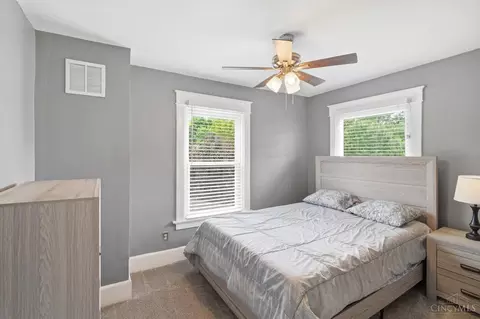 Bedroom - 6616 Roe St, Cincinnati, OH 45227 photo 3 of 5