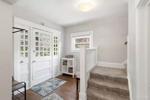 Entry Way - 6616 Roe St, Cincinnati, OH 45227 photo 1 of 10