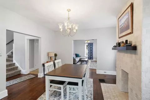 Dining - 6616 Roe St, Cincinnati, OH 45227 photo 2 of 3