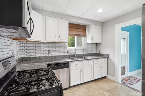 Kitchen - 6616 Roe St, Cincinnati, OH 45227 photo 1 of 5