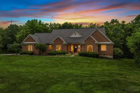 105 Taylor Ln, Clarksville, OH 45113