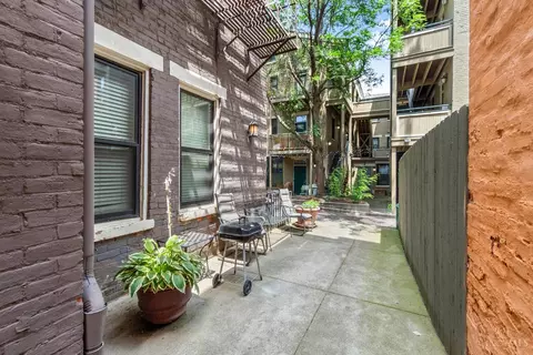 Exterior - 1406 Republic St, Cincinnati, OH 45202 photo 3 of 4