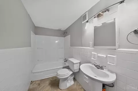 3254 Gobel Ave, Cincinnati, OH 45211 photo 18