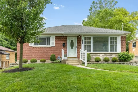 5895 Giffindale Dr, Cincinnati, OH 45239