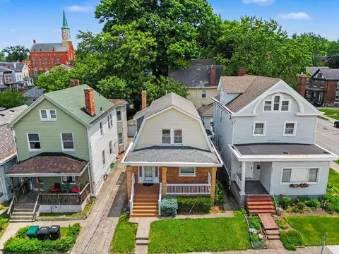 View/Area - 2804 Eden Ave, Cincinnati, OH 45219 photo 1 of 3
