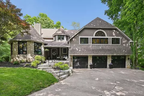 2958 Wooded Vista Ct, Mason, OH 45040
