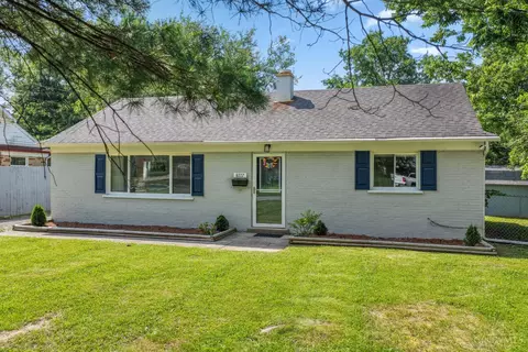 8777 Morningstar Ln, Cincinnati, OH 45231