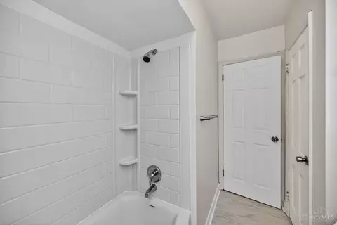 Bath - 3452 Robb Ave, Cheviot, OH 45211 photo 1 of 3
