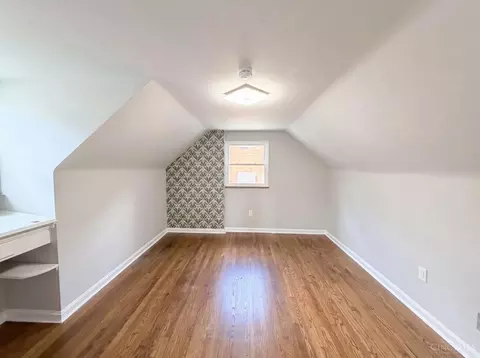 Bedroom - 577 Lowell Ave, Cincinnati, OH 45220 photo 3 of 3