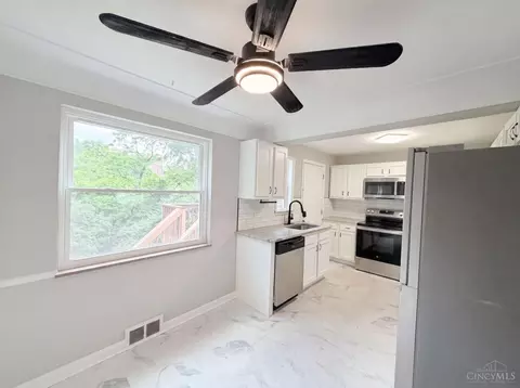 Kitchen - 577 Lowell Ave, Cincinnati, OH 45220 photo 1 of 4