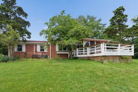 10421 Twinkle Ln, Montgomery, OH 45242