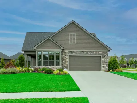 8182 Bel Haven Ln, West Chester, OH 45069