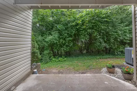 Exterior - 7268 Galbraith Rd, Madeira, OH 45243 photo 6 of 7