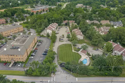 View/Area - 7268 Galbraith Rd, Madeira, OH 45243 photo 1 of 5