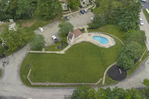 View/Area - 7268 Galbraith Rd, Madeira, OH 45243 photo 5 of 5