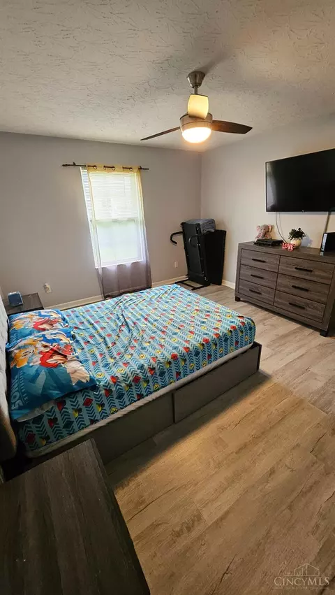 Bedroom - 506 Mill St, Blanchester, OH 45107 photo 2 of 4