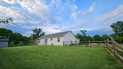 Exterior - 506 Mill St, Blanchester, OH 45107 photo 3 of 4