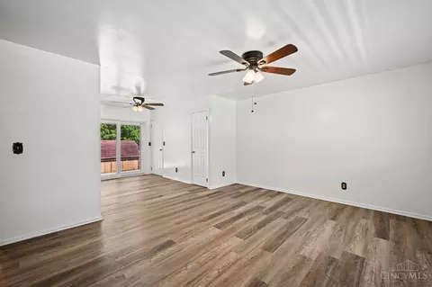 Living - 12172 Westerly Dr, Cincinnati, OH 45231 photo 1 of 1