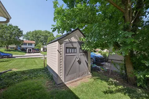 Exterior - 12172 Westerly Dr, Cincinnati, OH 45231 photo 3 of 6