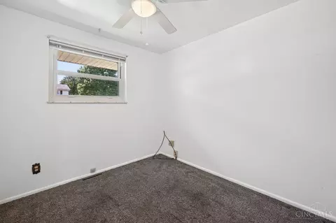 Bedroom - 12172 Westerly Dr, Cincinnati, OH 45231 photo 1 of 7