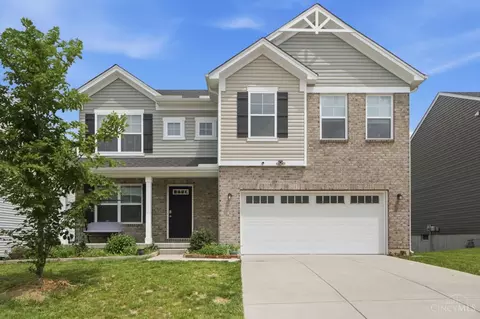 2224 Pine Valley Dr, Hamilton, OH 45013