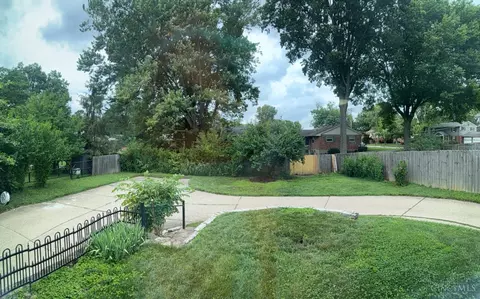 Exterior - 1074 Eastgate, Cincinnati, OH 45231 photo 4 of 4