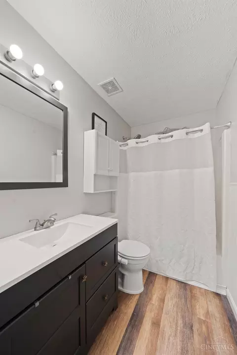 Bath - 117 Deerview Ct, Harrison, OH 45030 photo 1 of 2
